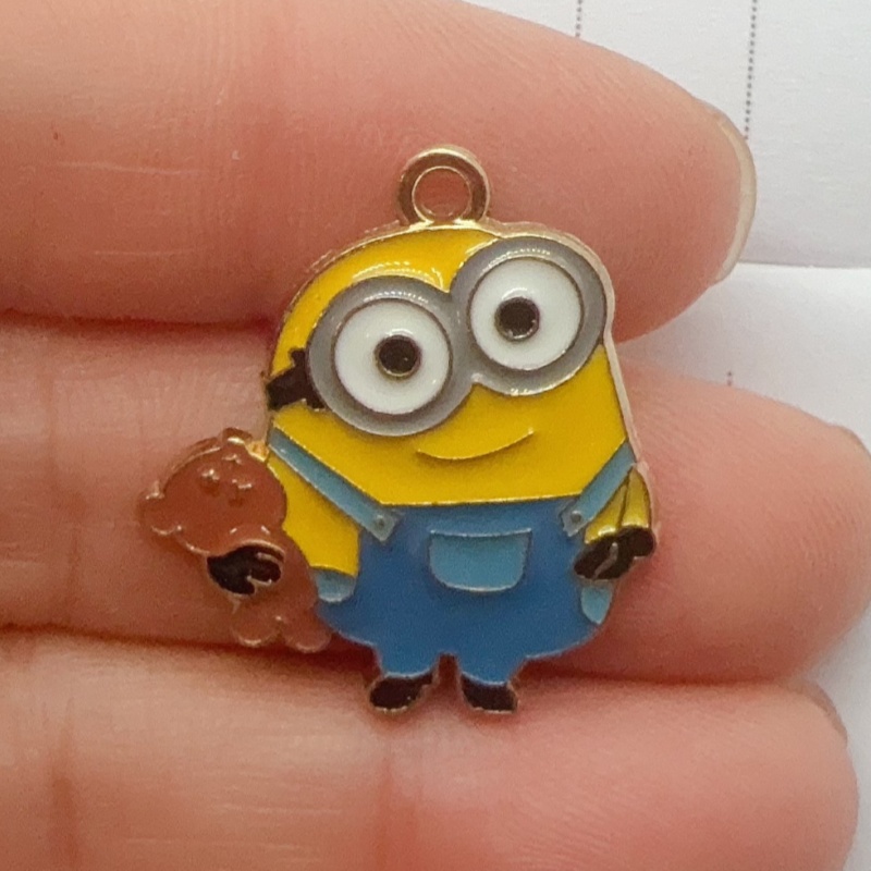 Pendentif en alliage à motif d - Party Games Spy avis et prix
