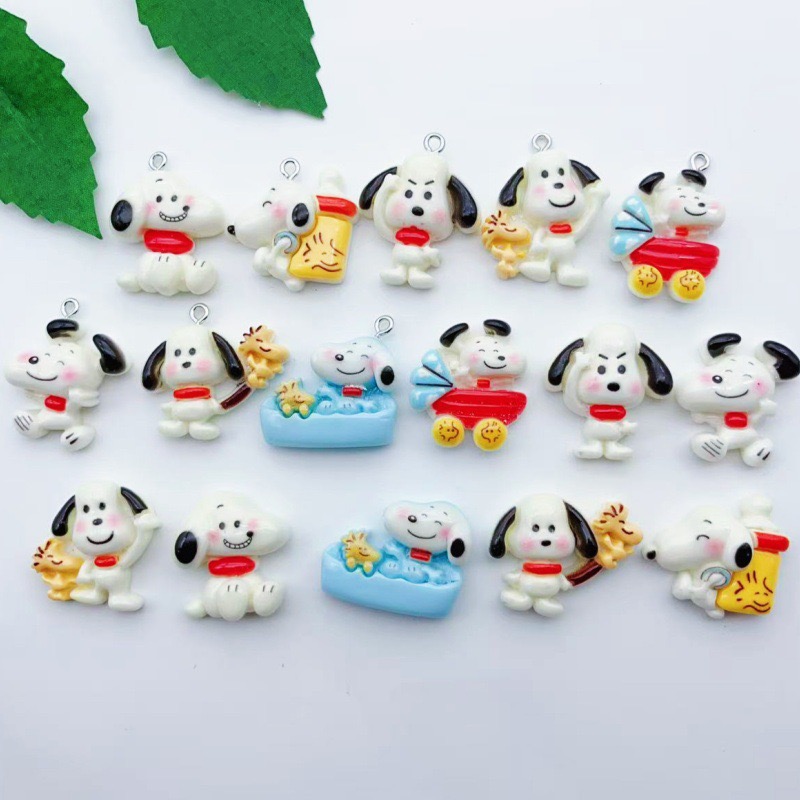 Pendentif chien en résine, 12  - Party Games Spy avis et prix